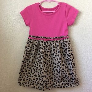 Pretty leopard print dress